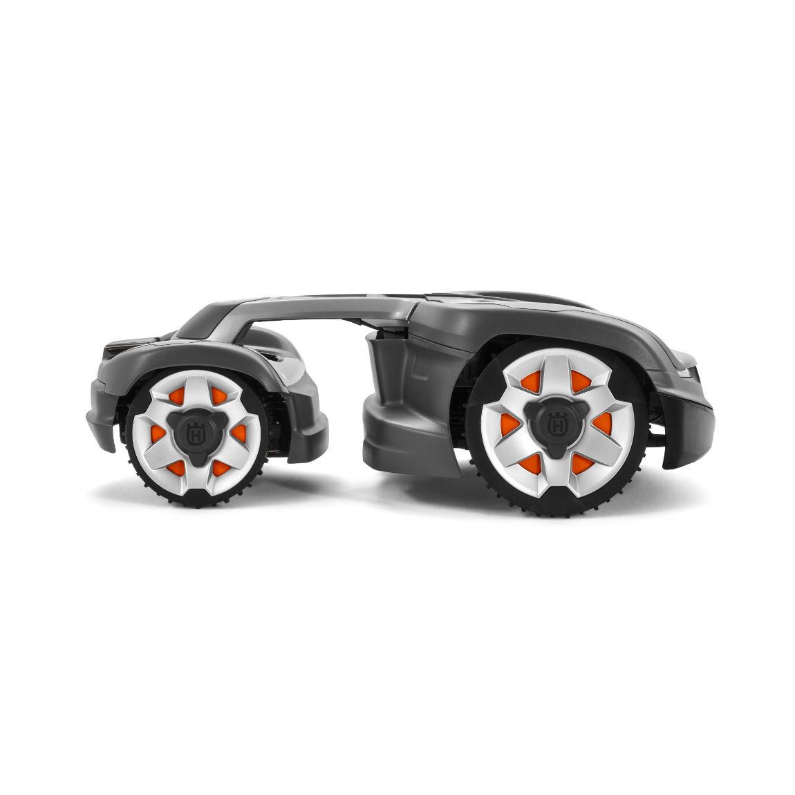 Husqvarna Automower 435X AWD Mähroboter_Seite