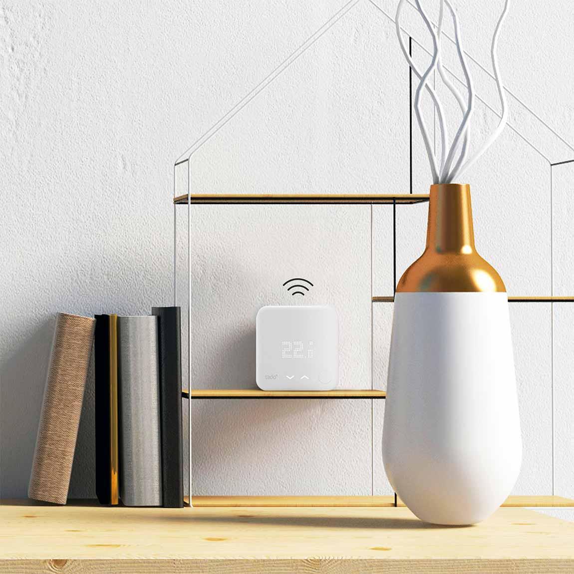 tado° Wireless Smart Thermostat auf dem Regal