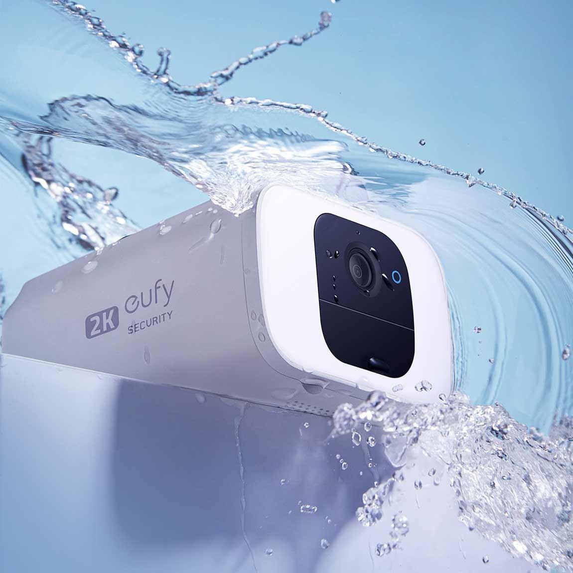 eufy Solocam Solar 2K S40 mit Wasser