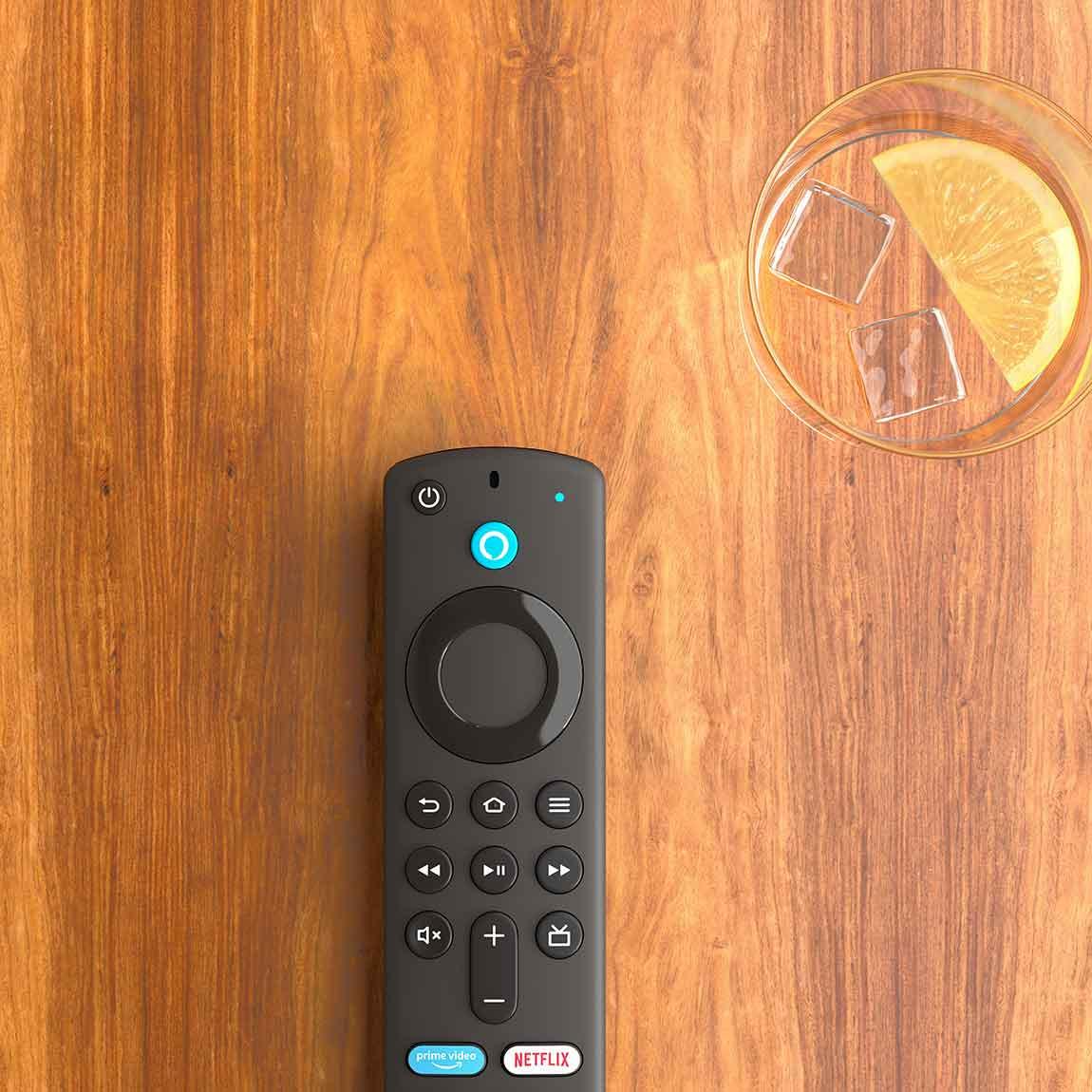 Amazon Fire TV Stick mit Alexa-Sprachfernbedienung und Steuerungsoption für Fernseher - Schwarz_Lifestyle_4
