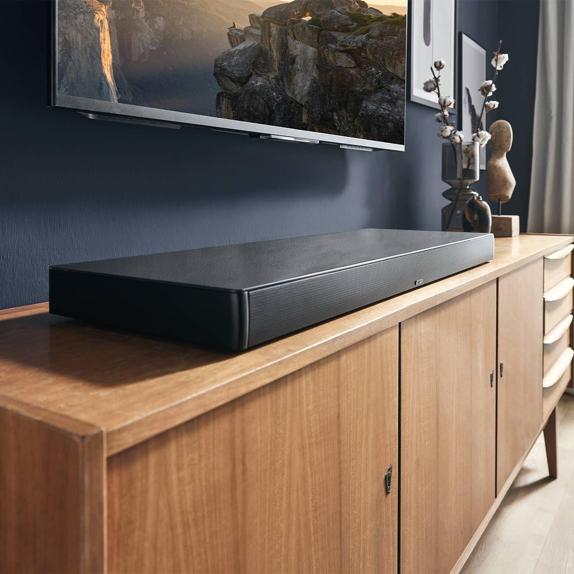 Canton Smart Sounddeck 100 aufm Sideboard