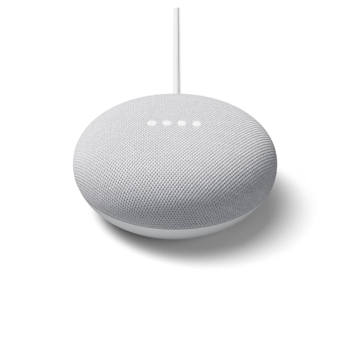Google Chromecast mit Google Tv (HD) + Google Nest Mini_Nest Mini schraeg