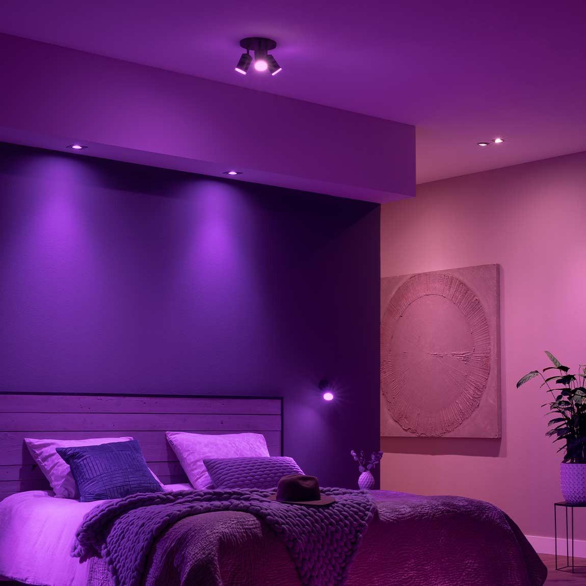 Philips Hue White & Color Ambiance Centura Einbauspot 1 flg. - Lifestyle Schlafzimmer