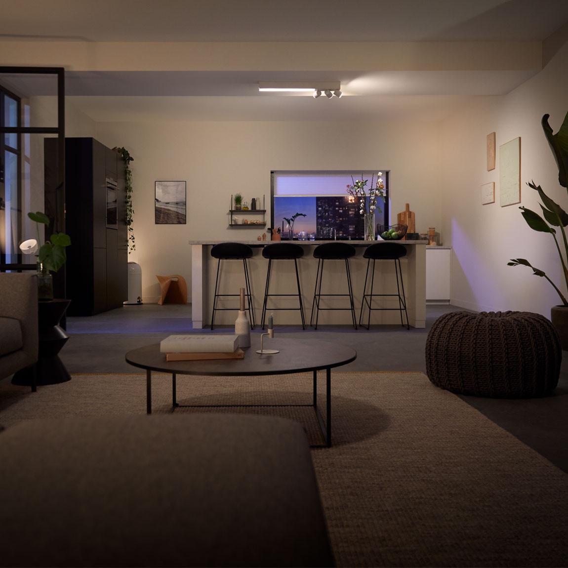 Philips Hue White and Color Ambiance Centris Spot 3flg. - weiß im Wohnzimmer 