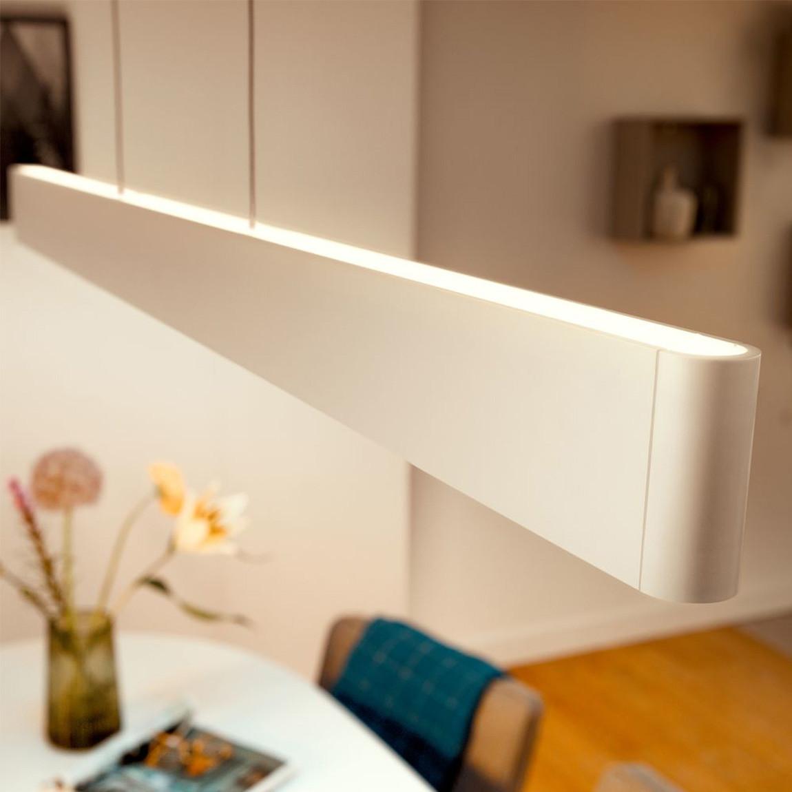 Philips Hue White & Color Ambiance Ensis Bluetooth + Bridge_Lifestyle_Ensis weißes Licht