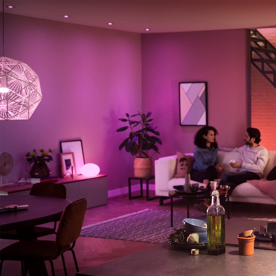 Philips Hue White & Color Ambiance GU10 Bluetooth Spots_Lifestyle_Wohnzimmer