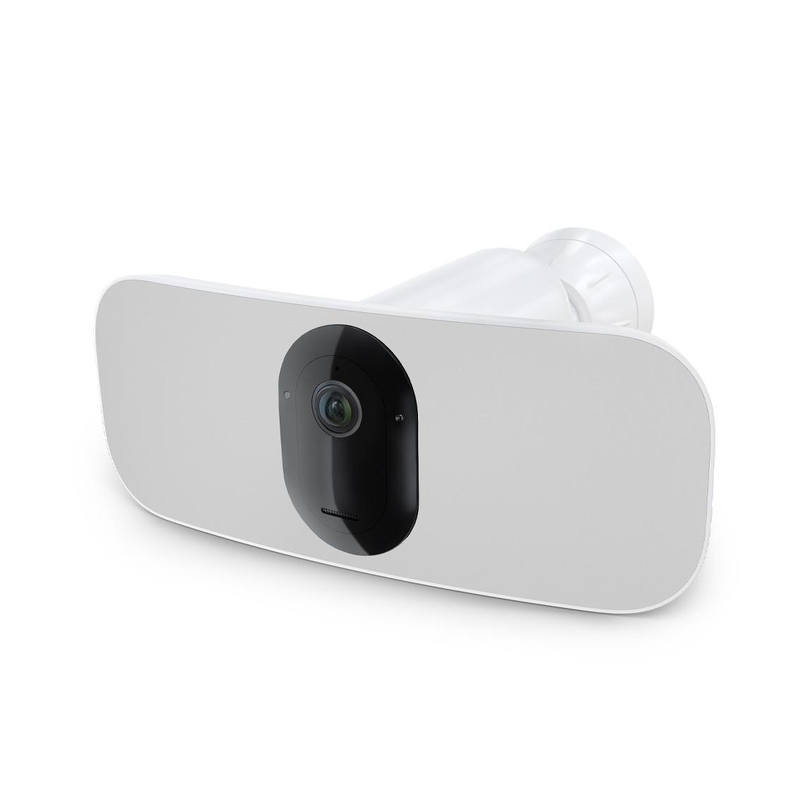Arlo Pro 3 Floodlight Cam Wireless + Solar Panel_PP_sideview