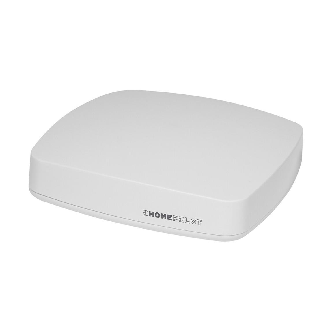 HOMEPILOT Gateway Premium + Heizkörper-Thermostat smart 3er-Set_schräg