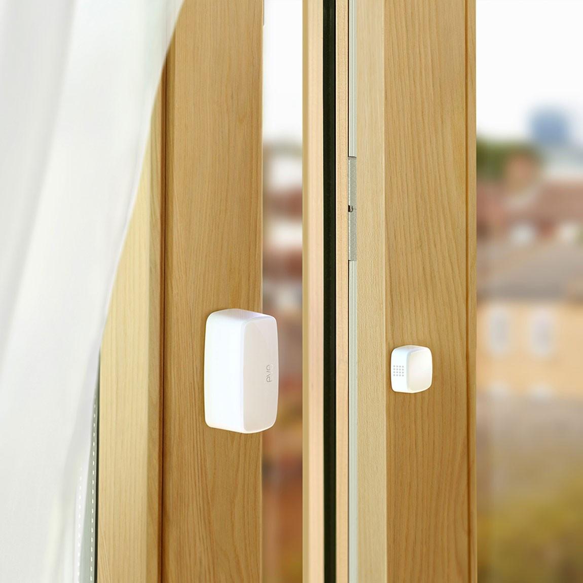 Eve Door and Window smarter kontaktsensor von innen an Fenster