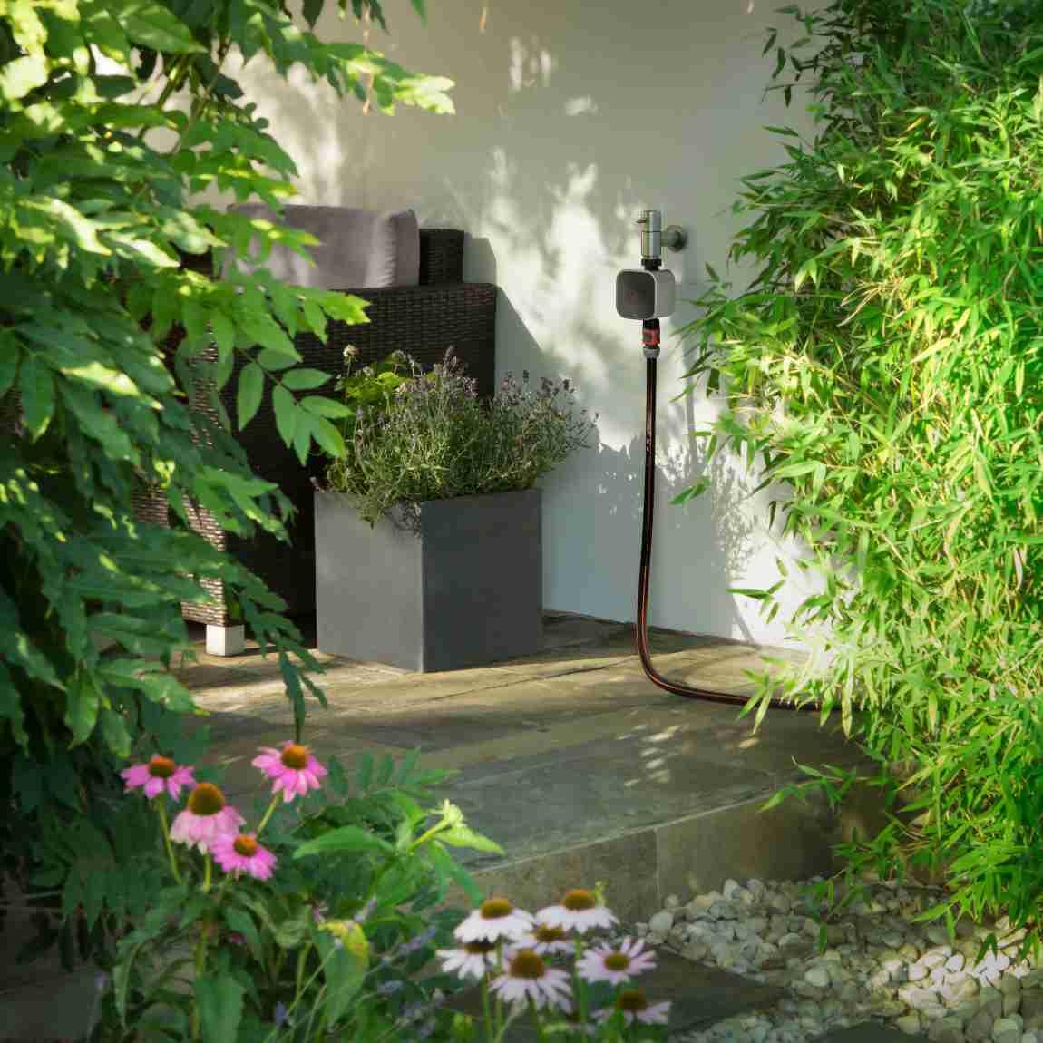 Eve Aqua (2022) 2er-Set_Lifestyle_An Wasserhahn von Garten