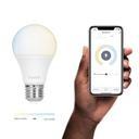 Hombli Smart Bulb E27 CCT - Weiß Smartphone in Hand 