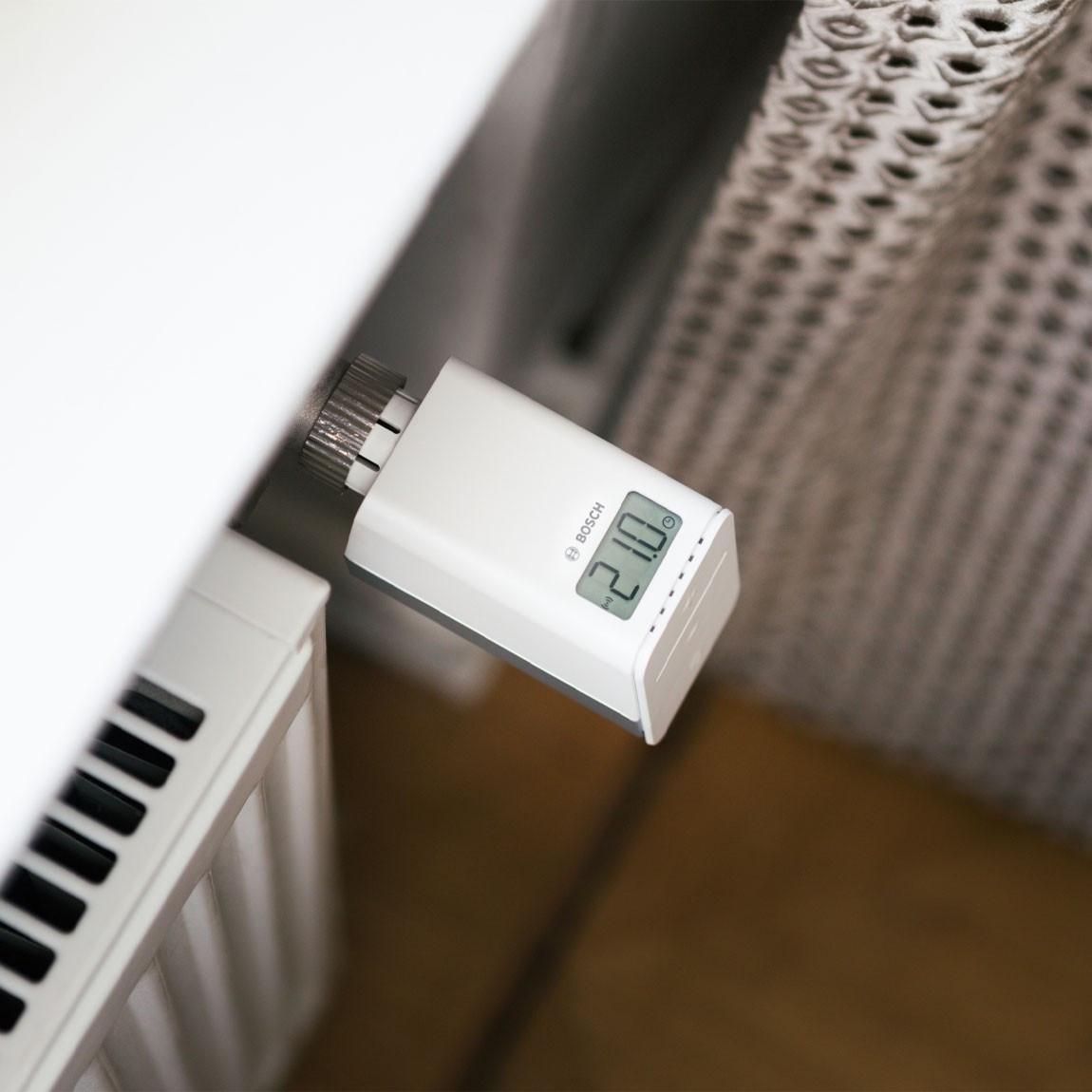 Bosch Smart Home Heizkörperthermostat an Heizung 