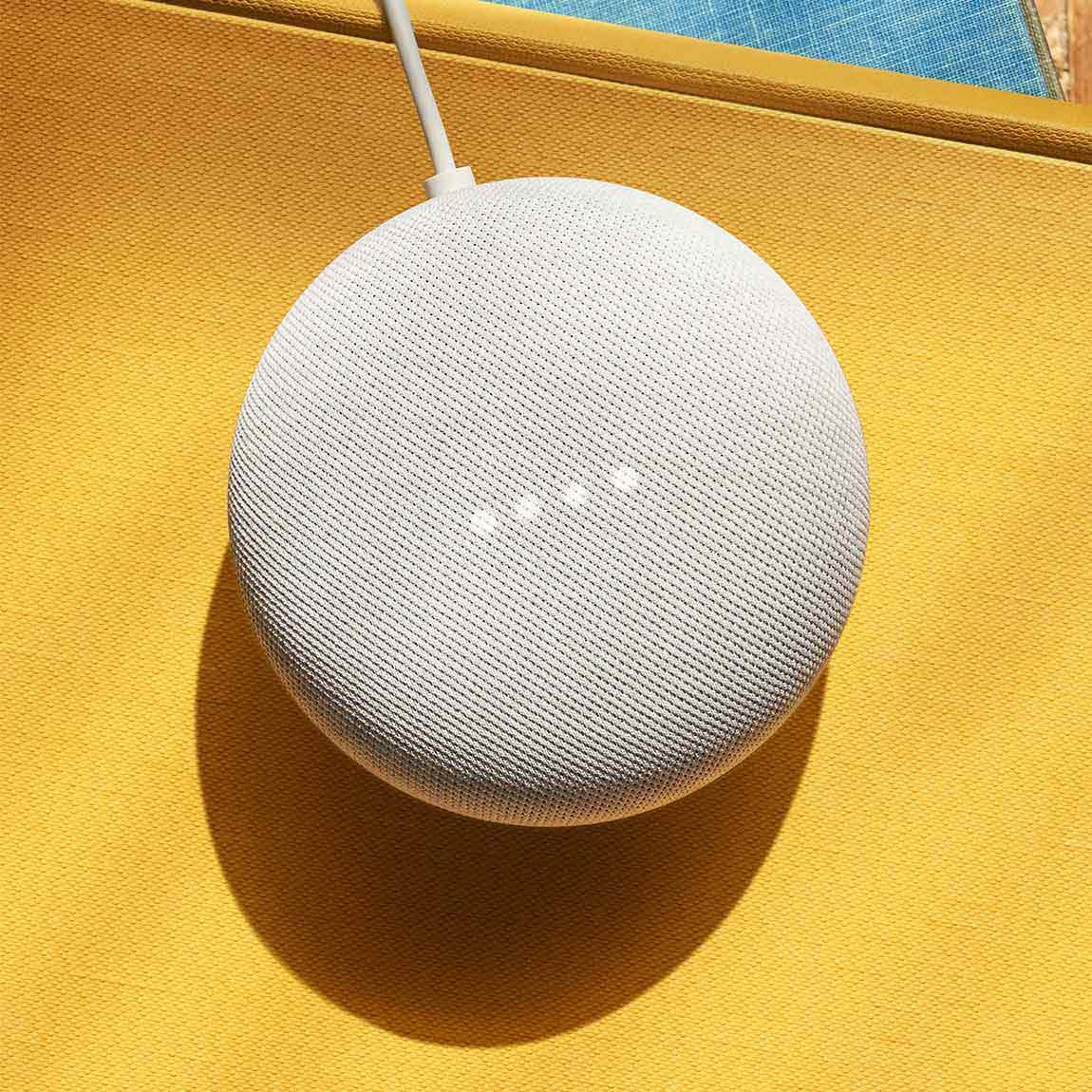 Google Nest Mini von oben 