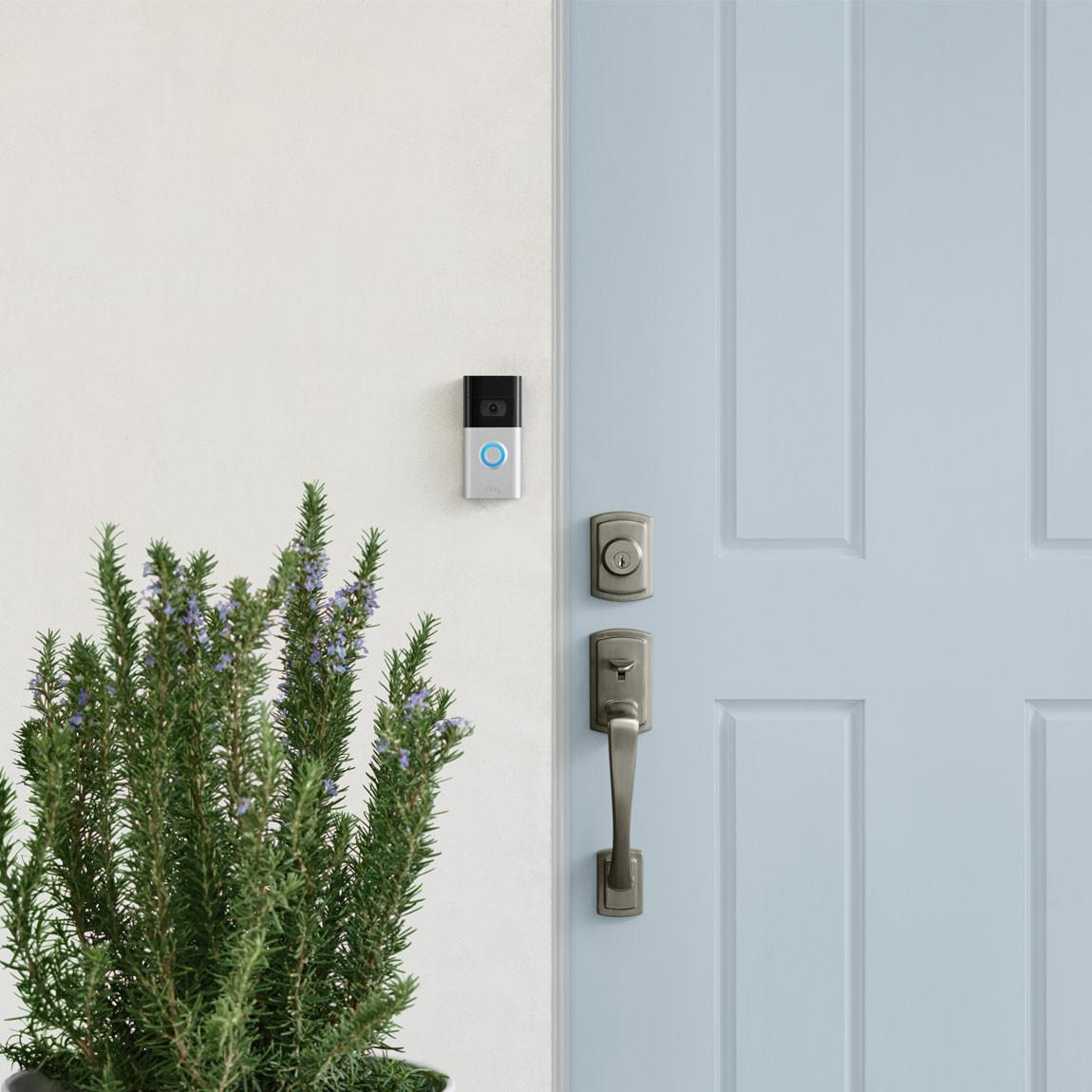 Ring Video Doorbell 3 neben der Tür 