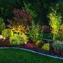 Ledvance SMART+ Garden Spot Wall & Spike RGBW WiFi 3er-Set im Gartenbeet