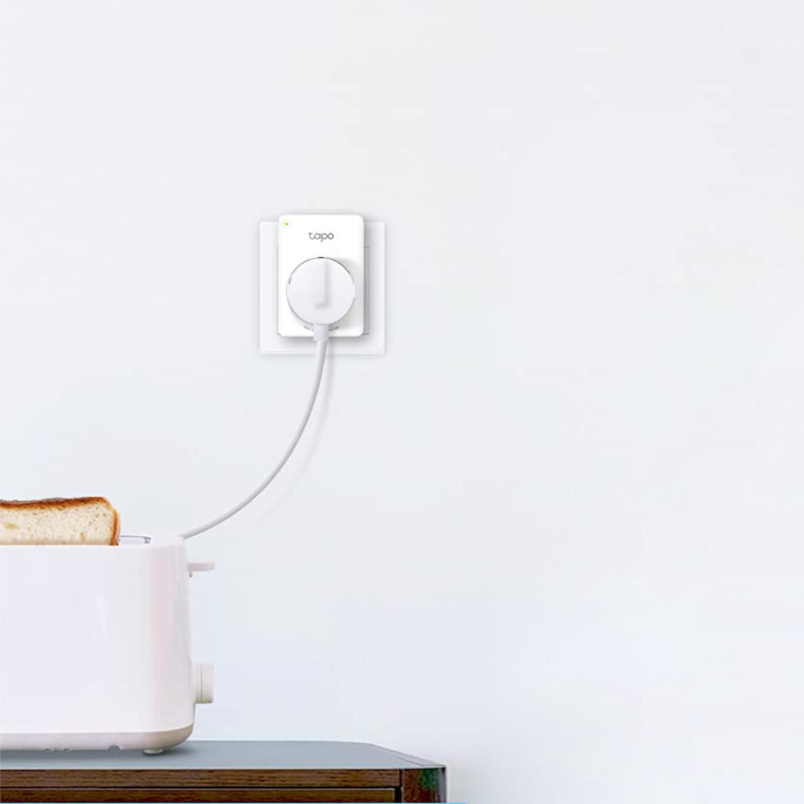 TP-Link Tapo P110 - Mini Smart WLAN-Steckdose - weiß_Lifestyle_Toaster